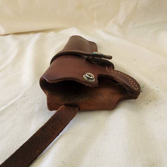 Smith & Wesson RH 6 1/2" SA Leather Holster - Picture 4 of 7
